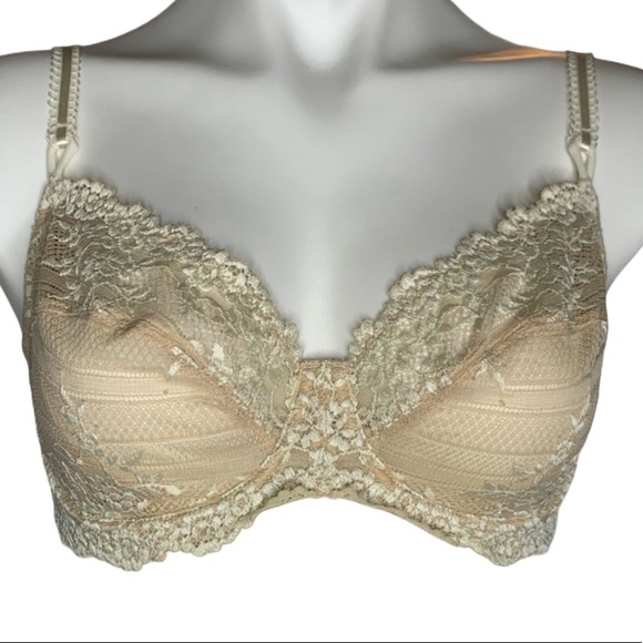 Wacoal Lace Bra in Beige - Picture 1 of 6